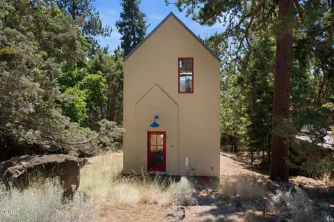1265 NW Saginaw Ave, Bend, OR 97703