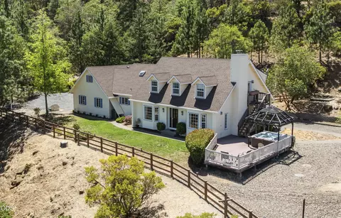 197 Timberlake Dr, Ashland, OR 97520