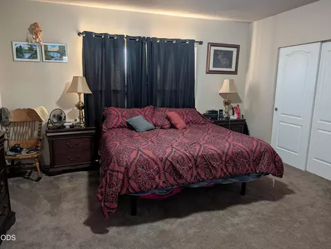 13210 Table Rock Rd, Central Point, OR 97502 photo 6