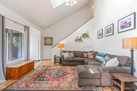 Living - 902 NW Ogden Ave, Bend, OR 97703 photo 2 of 2