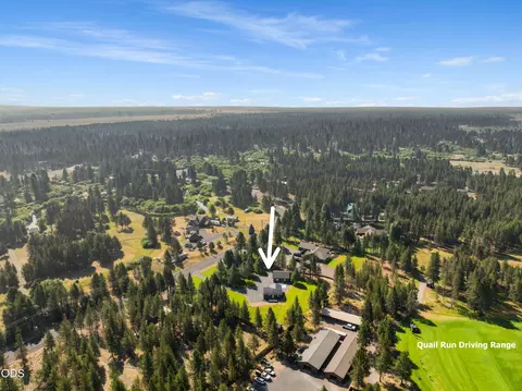 View/Area - 53855 Pine Grove Rd, La Pine, OR 97739 photo 2 of 5