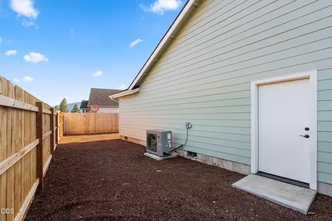 Exterior - 1106 Cascade Loop #LOT 8, Cave Junction, OR 97523 photo 7 of 10
