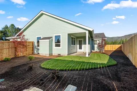 Exterior - 1106 Cascade Loop #LOT 8, Cave Junction, OR 97523 photo 5 of 10