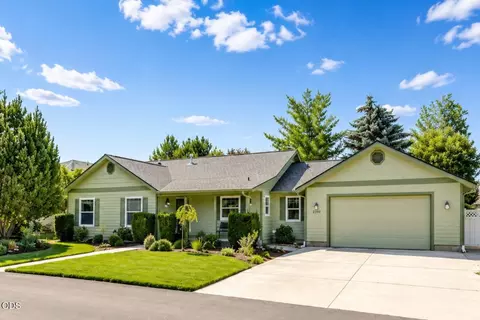 Exterior - 3350 NE Stonebrook Loop, Bend, OR 97701 photo 3 of 12