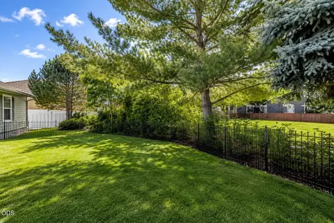 Exterior - 3350 NE Stonebrook Loop, Bend, OR 97701 photo 12 of 12