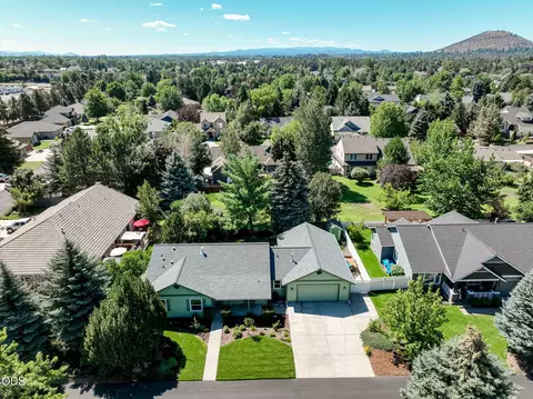 View/Area - 3350 NE Stonebrook Loop, Bend, OR 97701 photo 4 of 4