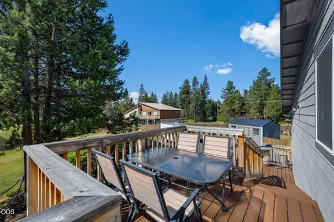Exterior - 16732 Contorta Pl, La Pine, OR 97739 photo 6 of 18