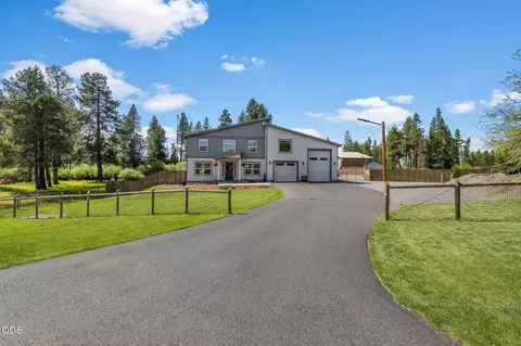 Exterior - 16732 Contorta Pl, La Pine, OR 97739 photo 3 of 18