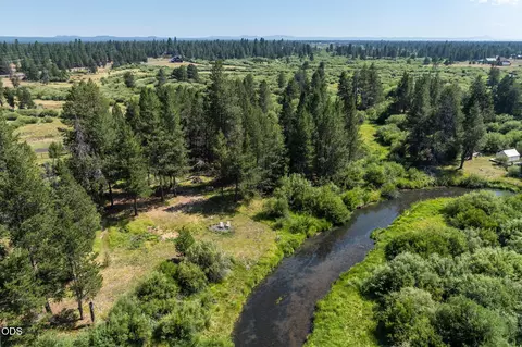 View/Area - 16732 Contorta Pl, La Pine, OR 97739 photo 3 of 8