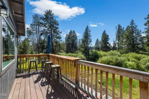 Exterior - 16732 Contorta Pl, La Pine, OR 97739 photo 5 of 18