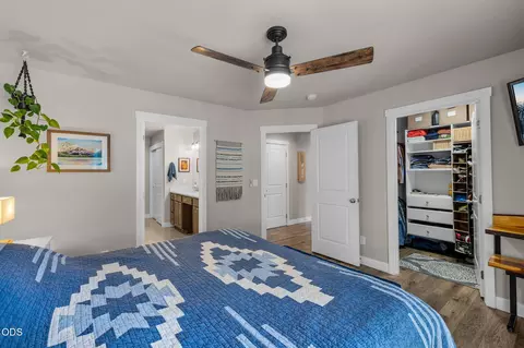Bedroom - 16732 Contorta Pl, La Pine, OR 97739 photo 9 of 12