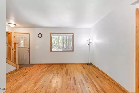 Living - 16018 Park Dr, La Pine, OR 97739 photo 1 of 2
