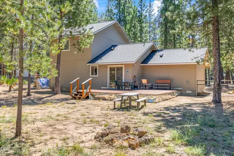 Exterior - 16018 Park Dr, La Pine, OR 97739 photo 3 of 6