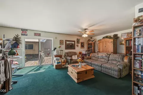 Living - 53315 Bridge Dr, La Pine, OR 97739 photo 2 of 2