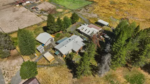 View/Area - 53315 Bridge Dr, La Pine, OR 97739 photo 8 of 32