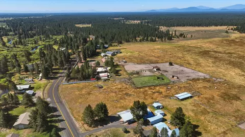 View/Area - 53315 Bridge Dr, La Pine, OR 97739 photo 16 of 32
