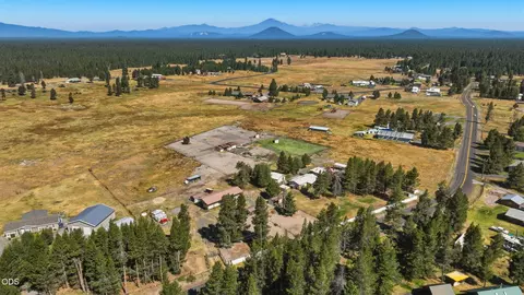 View/Area - 53315 Bridge Dr, La Pine, OR 97739 photo 28 of 32
