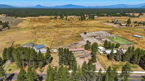 View/Area - 53315 Bridge Dr, La Pine, OR 97739 photo 11 of 32