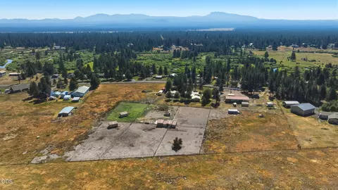 View/Area - 53315 Bridge Dr, La Pine, OR 97739 photo 20 of 32