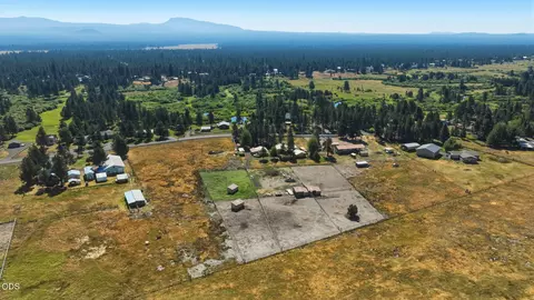 View/Area - 53315 Bridge Dr, La Pine, OR 97739 photo 19 of 32