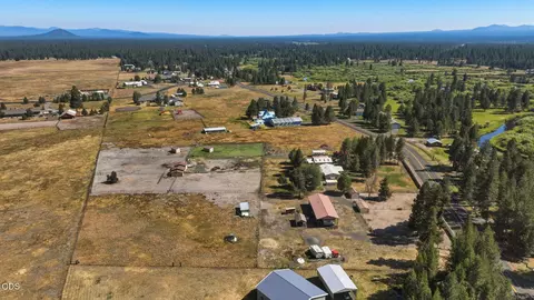 View/Area - 53315 Bridge Dr, La Pine, OR 97739 photo 25 of 32