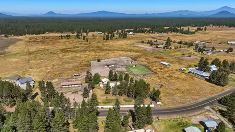 View/Area - 53315 Bridge Dr, La Pine, OR 97739 photo 30 of 32