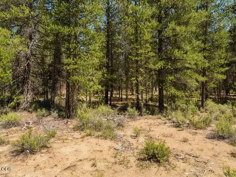 52677 Wayside Loop, La Pine, OR 97739 photo 13