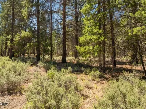 52687 Wayside Loop, La Pine, OR 97739 photo 4