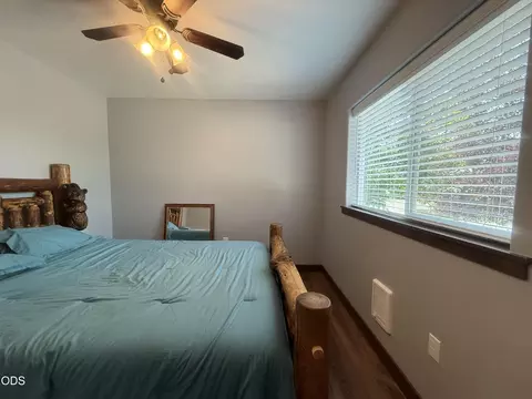 Bedroom - 216 Avenue B, Seneca, OR 97873 photo 3 of 4