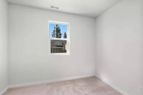 Bedroom - 20526 SE Cameron Ave, Bend, OR 97702 photo 3 of 5