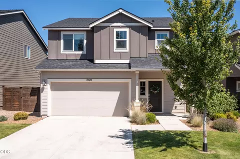 Exterior - 20526 SE Cameron Ave, Bend, OR 97702 photo 2 of 9