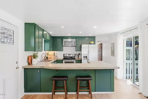 19657 Hiller Dr, Bend, OR 97702