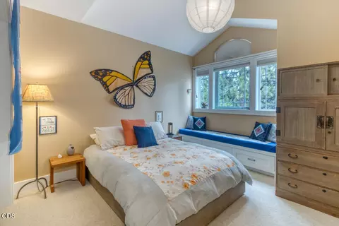 Bedroom - 3511 NW Braid Dr, Bend, OR 97703 photo 2 of 2