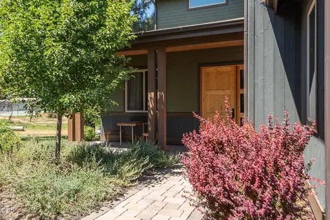 Exterior - 60484 Kangaroo Loop, Bend, OR 97702 photo 1 of 7