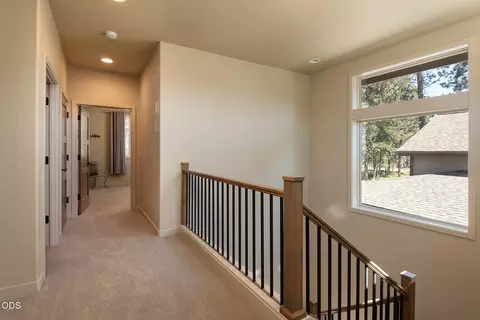 Entry Way - 60484 Kangaroo Loop, Bend, OR 97702 photo 2 of 2