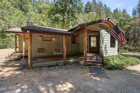 4955 Sardine Creek L Fork Rd, Gold Hill, OR 97525