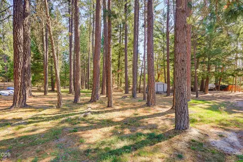 Exterior - 2282 Stringer Gap Rd, Grants Pass, OR 97527 photo 7 of 26