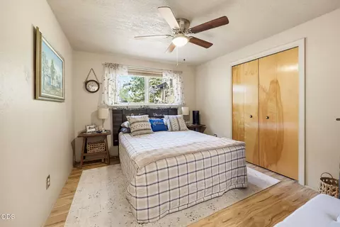 Bedroom - 2282 Stringer Gap Rd, Grants Pass, OR 97527 photo 1 of 6