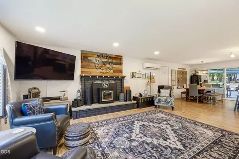 Living - 2282 Stringer Gap Rd, Grants Pass, OR 97527 photo 1 of 3