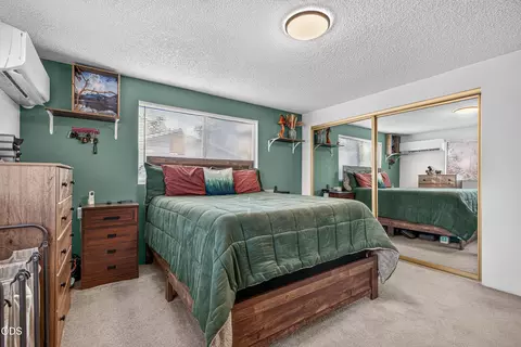 Bedroom - 206 Alder St, Phoenix, OR 97535 photo 1 of 3