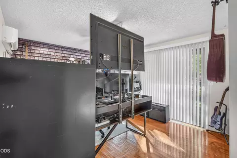 Other - 206 Alder St, Phoenix, OR 97535 photo 6 of 8