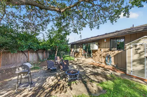 Exterior - 206 Alder St, Phoenix, OR 97535 photo 7 of 15