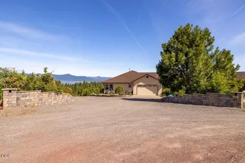Exterior - 2961 Mark Ct, Chiloquin, OR 97624 photo 16 of 20
