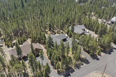 View/Area - 17407 Killdeer Dr, Bend, OR 97707 photo 1 of 4