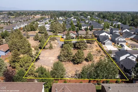 View/Area - 62855 Daniel Rd NE, Bend, OR 97701 photo 4 of 7