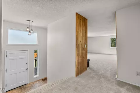 Entry Way - 62855 Daniel Rd NE, Bend, OR 97701 photo 1 of 2