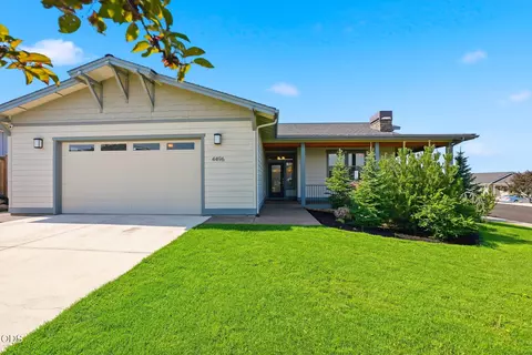 4496 SW Zenith Ave, Redmond, OR 97756