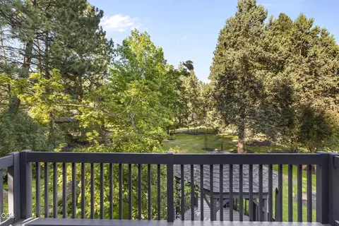 Exterior - 20398 Big Bear Ct, Bend, OR 97702 photo 4 of 21