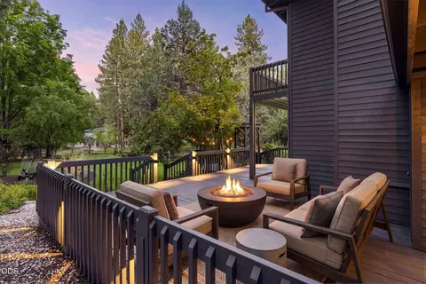 Exterior - 20398 Big Bear Ct, Bend, OR 97702 photo 9 of 21