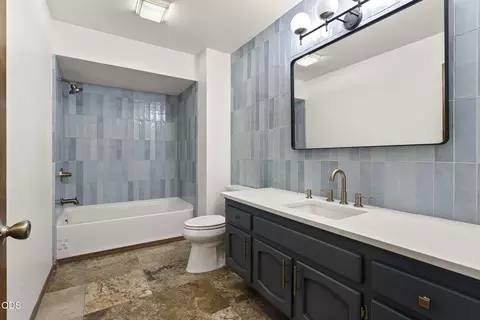 Bath - 20398 Big Bear Ct, Bend, OR 97702 photo 7 of 7